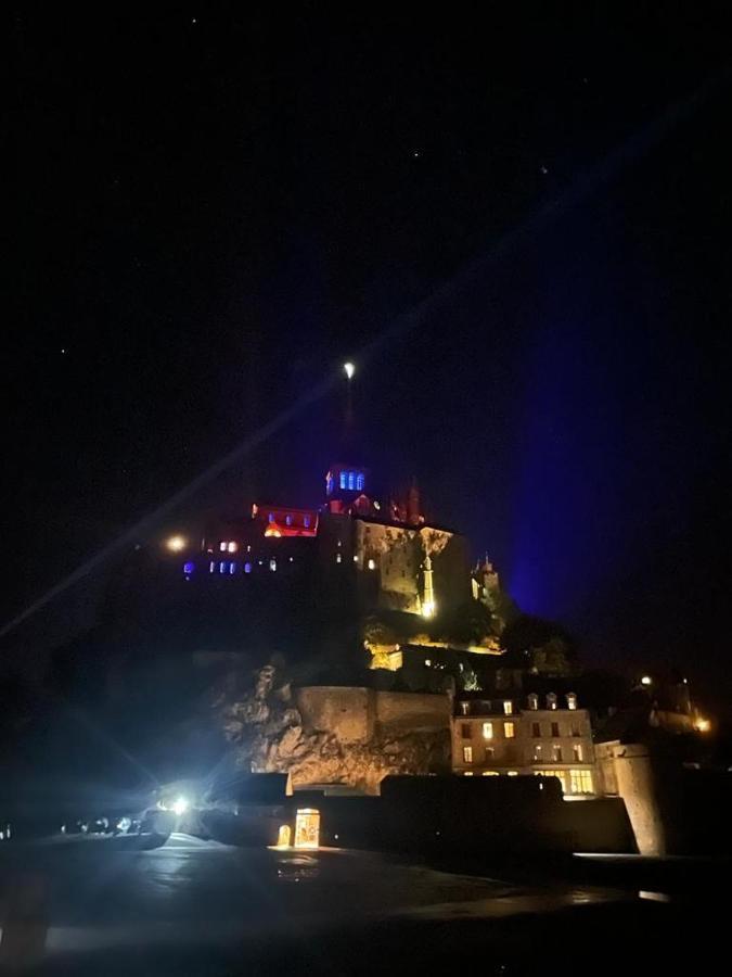 Maison Jullouville Au Calme Kültér fotó